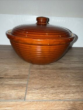 Western Monmouth Bean Pot Brown Stoneware Ribbed Bowl With Lid Vintage